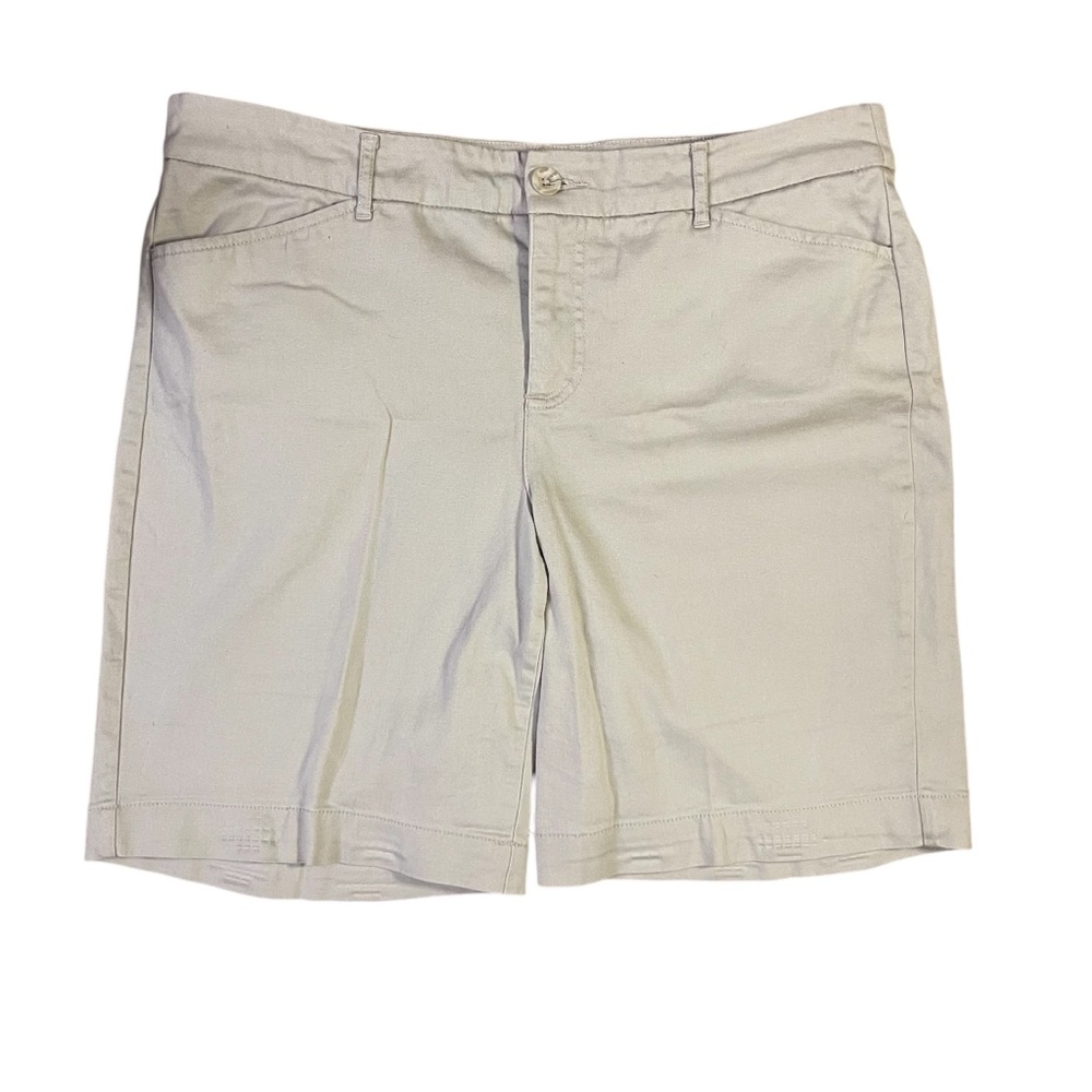 St.‎ John's Bay Tan Bermuda Shorts Classic Flat-Front Design